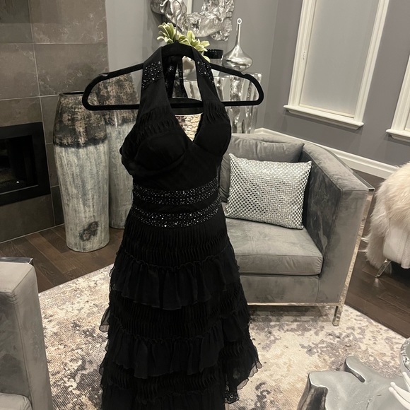 COPY - EVA DRESS size medium cocktail dress best wedding guest bomb shell dress - Picture 10 of 17